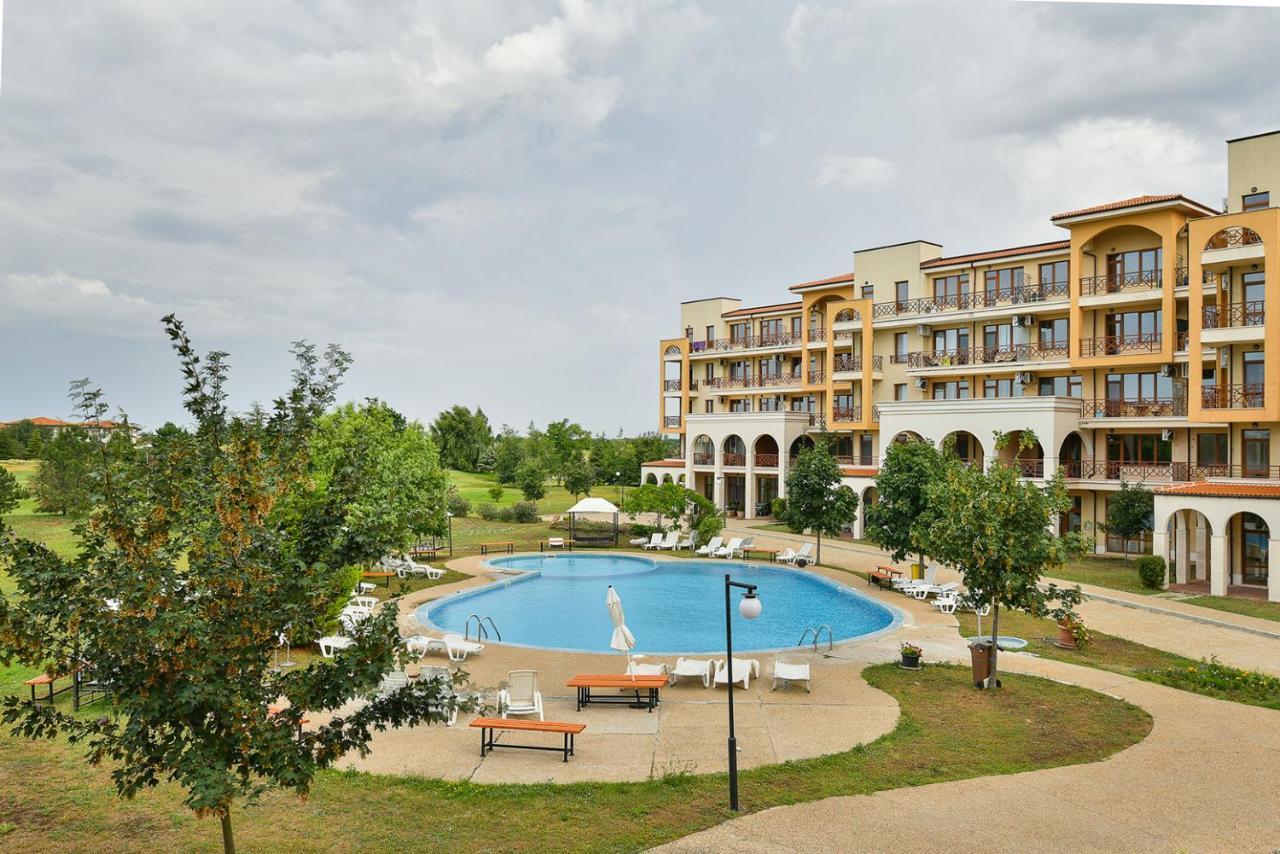 Lighthouse Golf Apart Complex&villas Apartamento Balchik